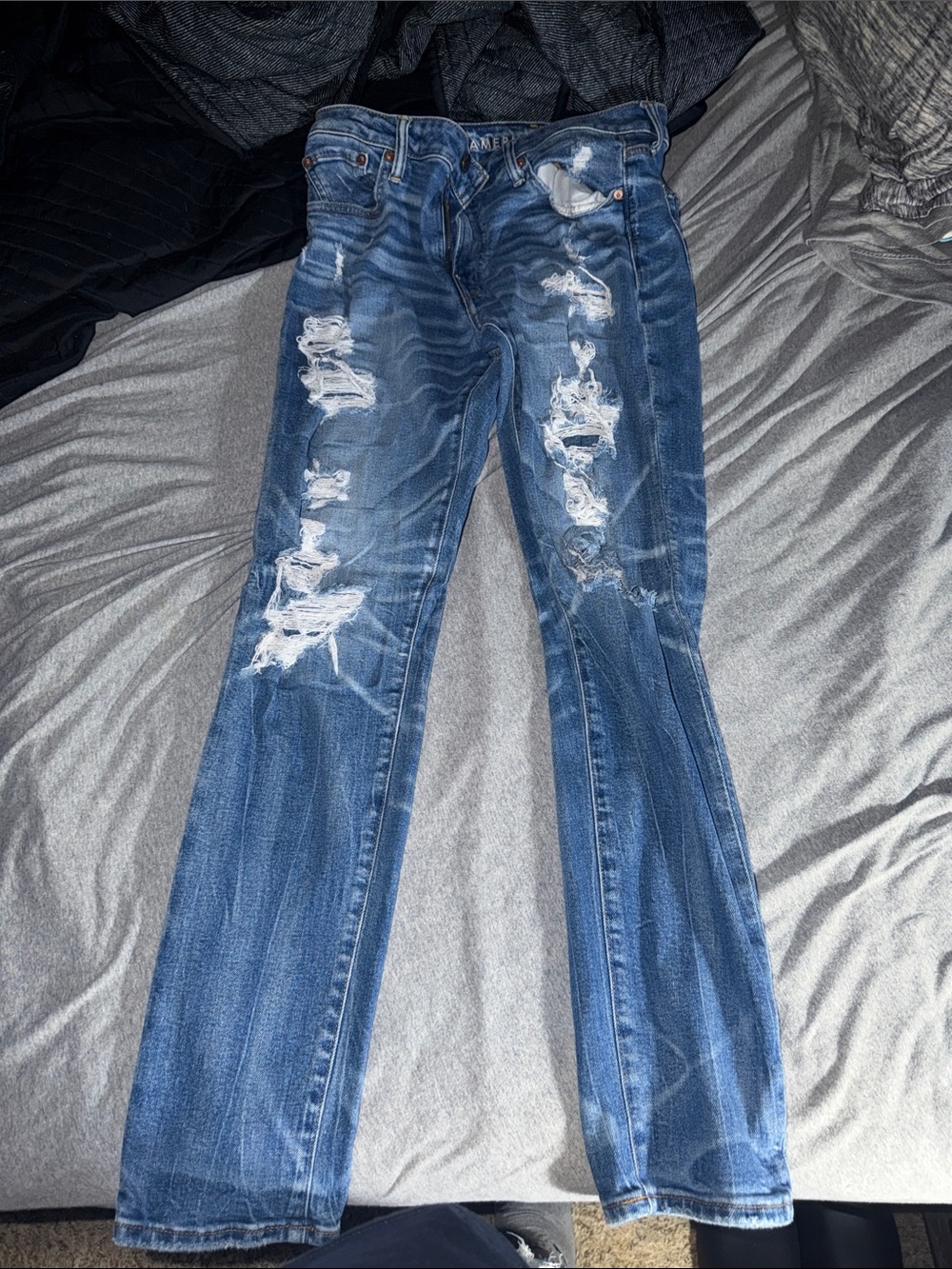 American Eagle Outfitters Dark Blue Distressed Skinny Jeans